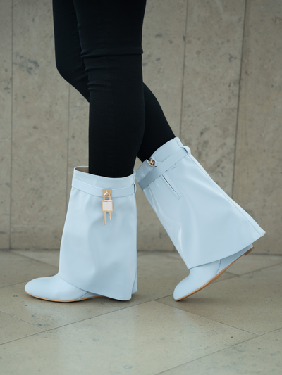 Fiorella Short Blue Lock Boot